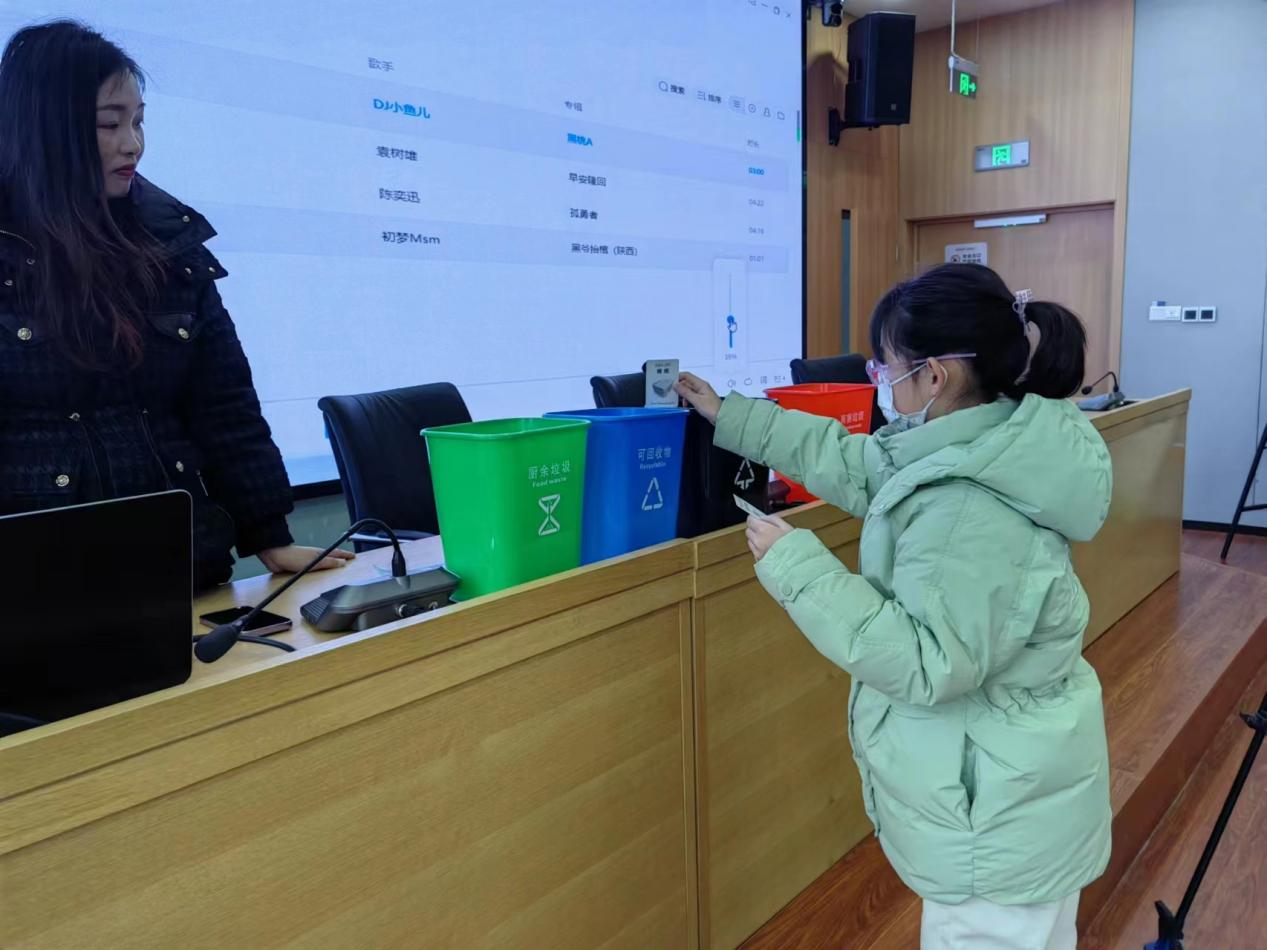 華展貓先生，校園垃圾分類活動，智能垃圾分類