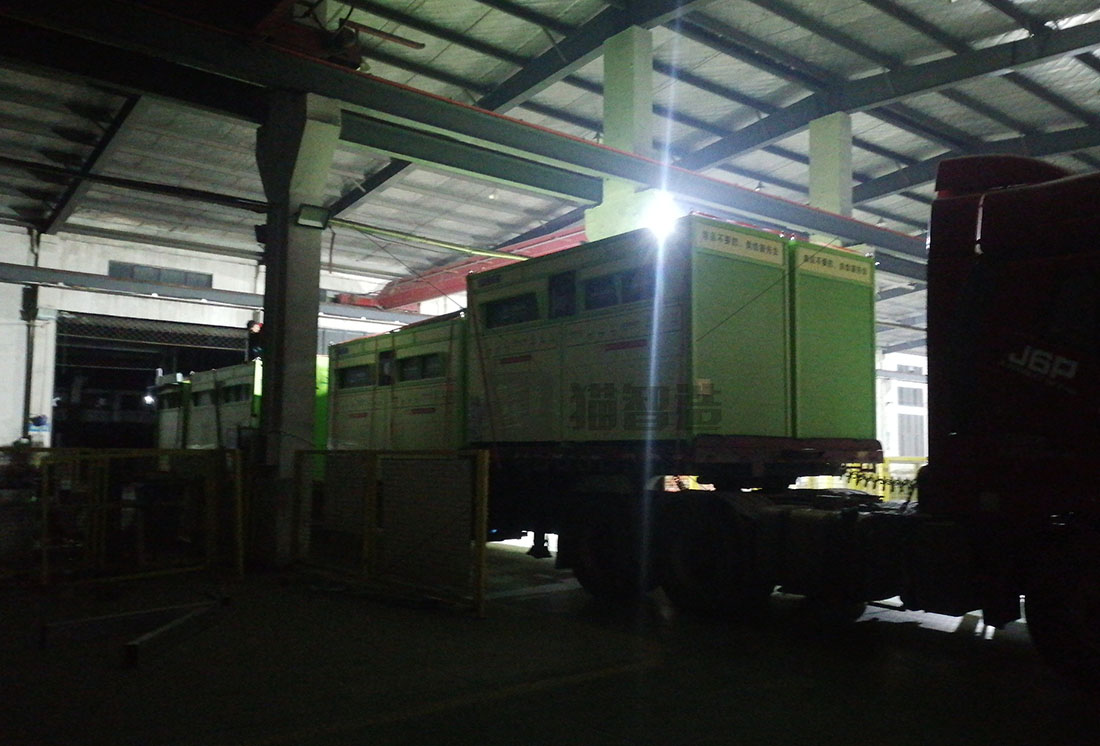 貓先生智能廢品回收箱，再生資源收集柜，小區(qū)垃圾回收站生產(chǎn)廠家