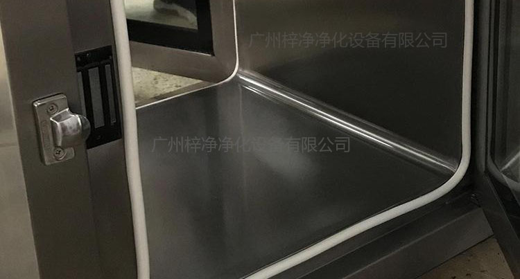內(nèi)嵌式傳遞窗工作區(qū)采用圓弧設(shè)計(jì) PCR實(shí)驗(yàn)室傳遞窗選型參考